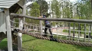 Climbing at Victory Park_MotheringMushroom